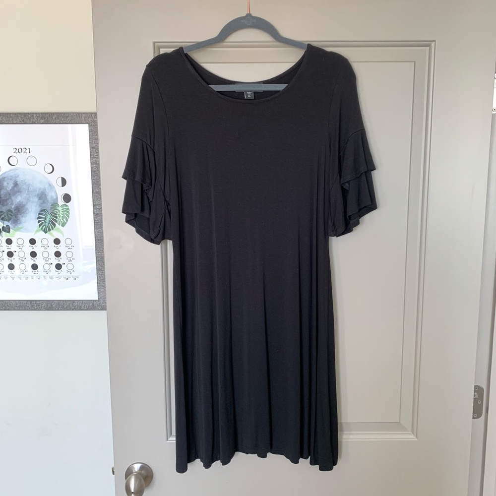 Karen Kane ruffle sleeve dress